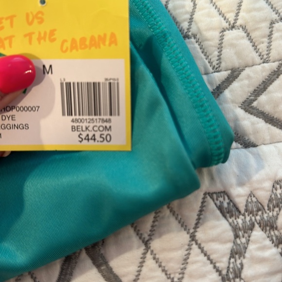 Women’s Cabana leggings size M - Picture 8 of 8